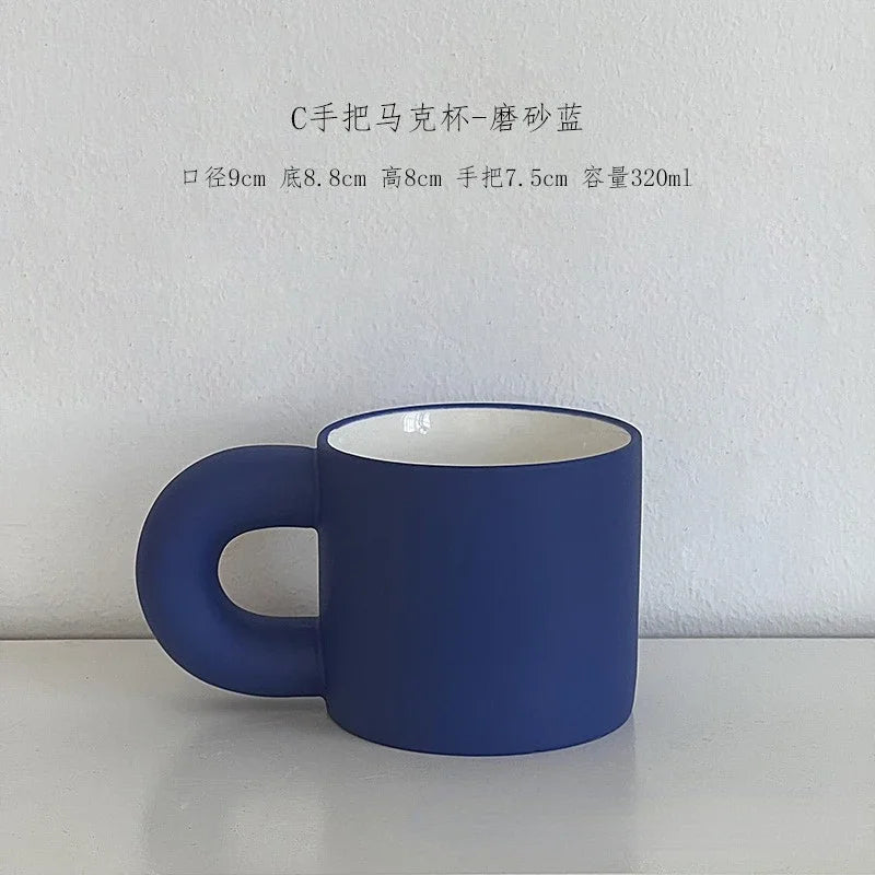 Rosa Keramiktasse mit Hand für Mädchen zum Frühstück trinken, Kaffee, Milchbecher, hohes Aussehen, Weihnachtsgeschenk, Heimdekoration