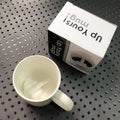 Raise Up Yours Mittelfinger-Keramiktasse, personalisierbar, lustig, Kaffee, Milch, Wasser, Teetasse mit Griff für Party, Aprilscherz