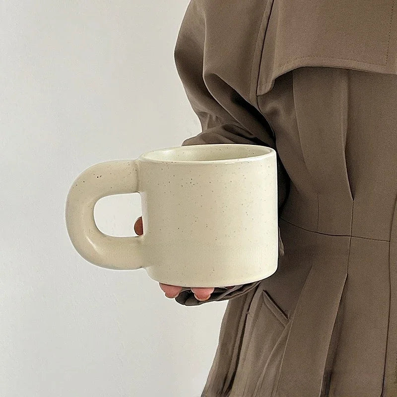 Rosa Keramiktasse mit Hand für Mädchen zum Frühstück trinken, Kaffee, Milchbecher, hohes Aussehen, Weihnachtsgeschenk, Heimdekoration